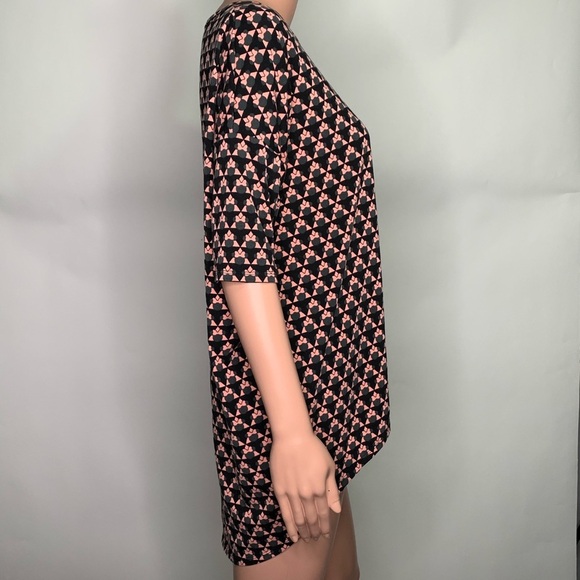 Lularoe Minnie Mouse Print Classic T-shirt Size S - Picture 3 of 8